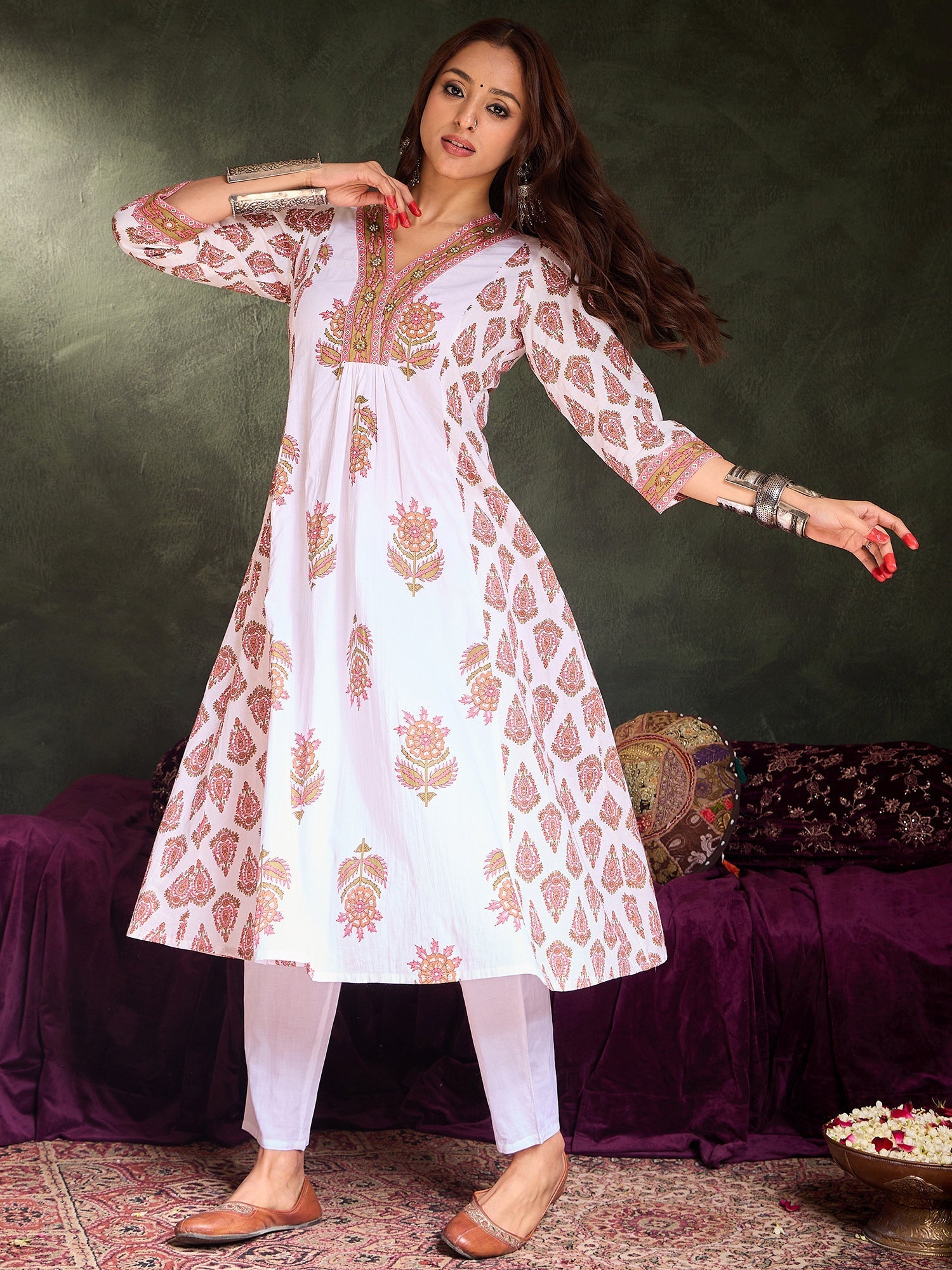 White Printed A-Line Kurta Set2
