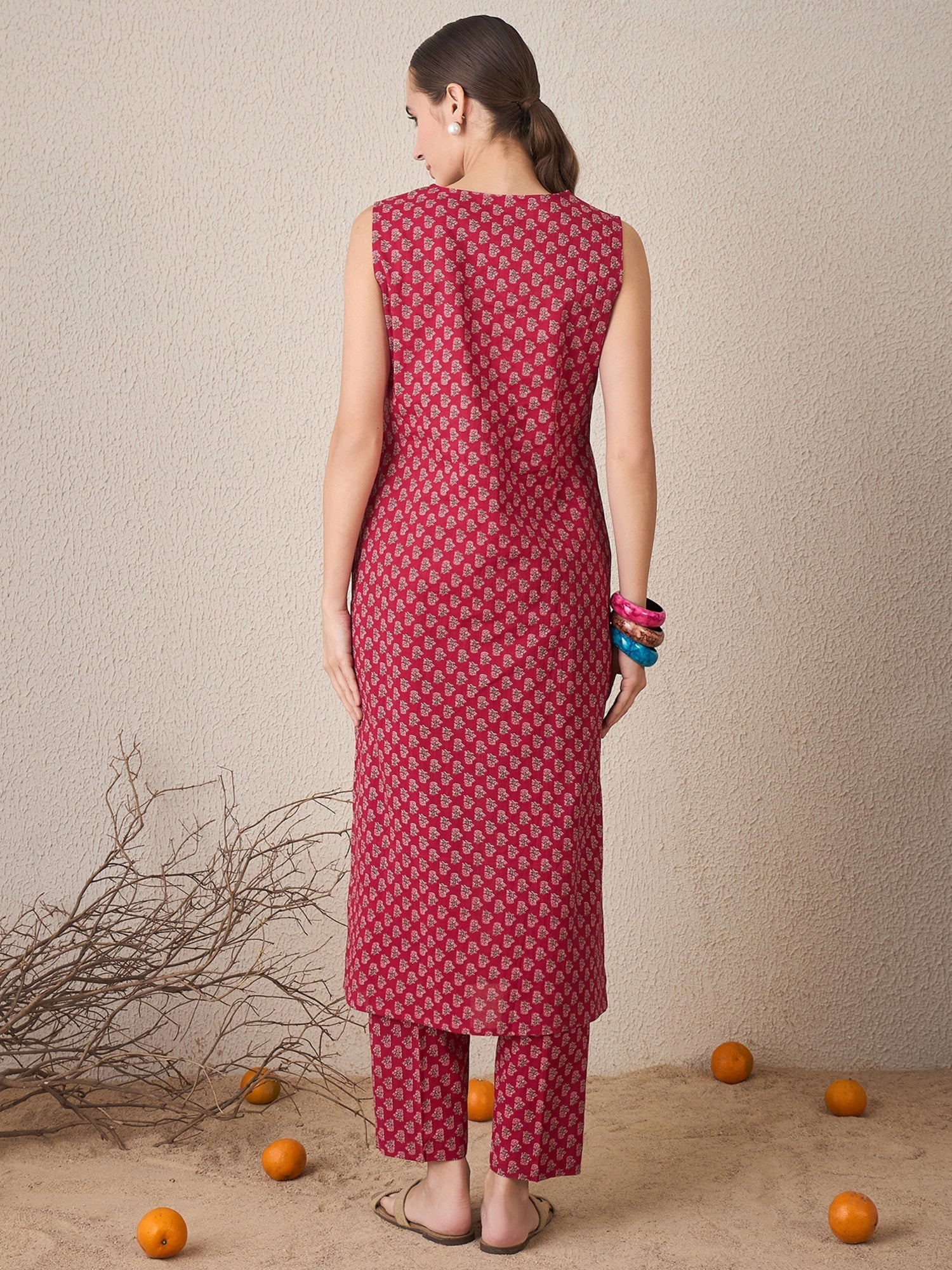 Maroon Printed Straight Kurta Trousers Set4