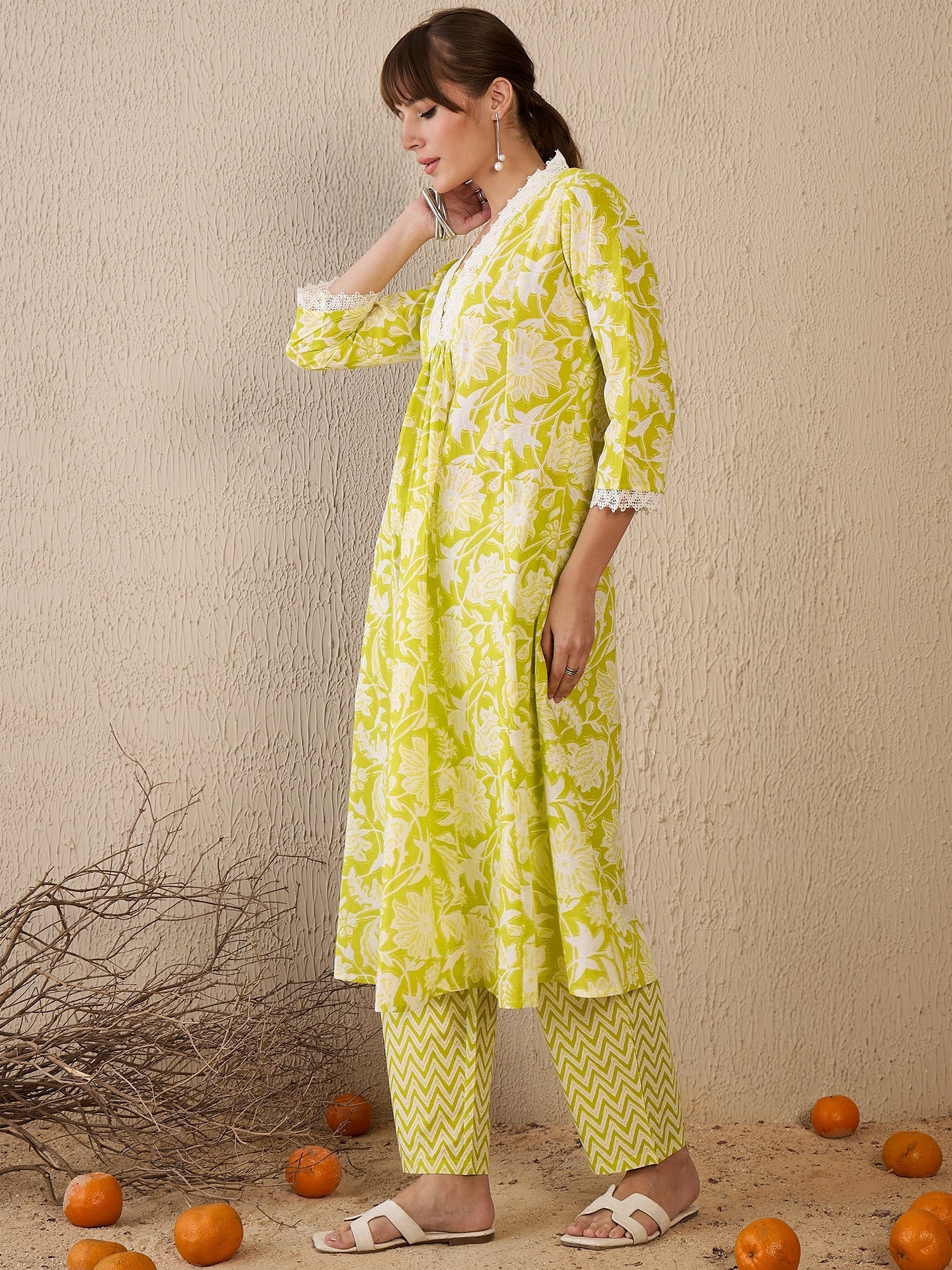 Green Printed A-Line Kurta Trousers Set2