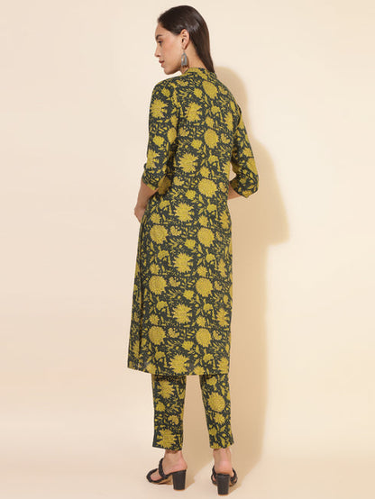 Myror Dark Green Cotton Floral Straight Summer Coord Set for Women